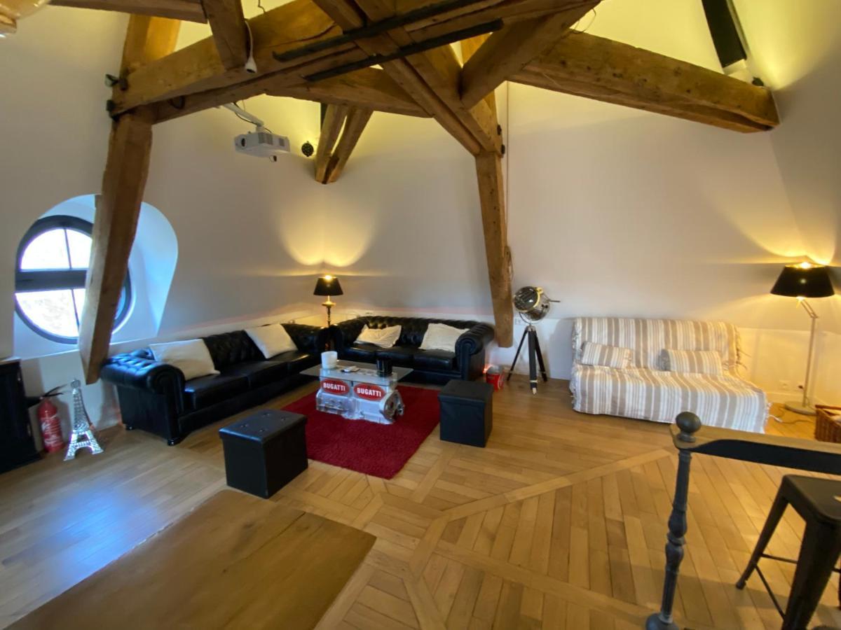 Loft Dans Le Clocher Face Au Chateau * Bonnelles