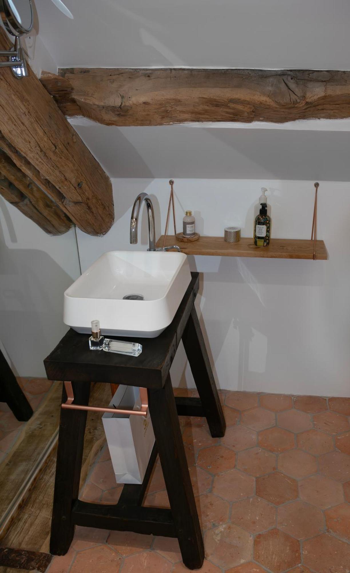 Loft Dans Le Clocher Face Au Chateau Apartment Bonnelles